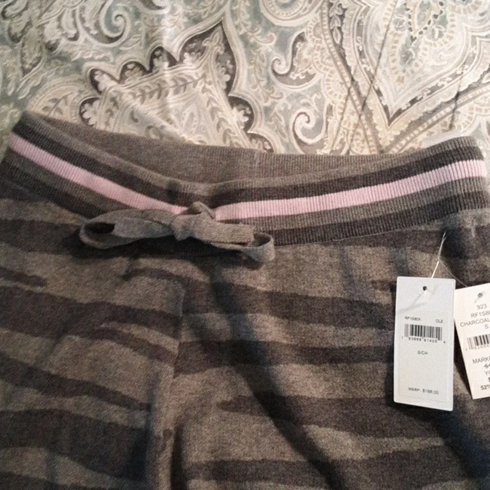 NWT Splendid Gray Zebra Print Pants - Picture 2 of 4